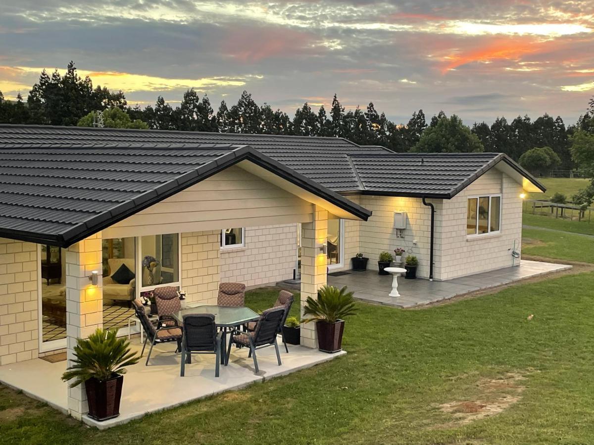 Veld View Bed And Breakfast Tuakau Exterior foto